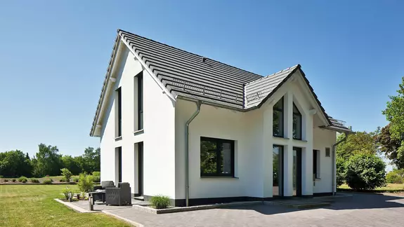 Haus Paulik | Edles Farbkonzept und viel Licht.